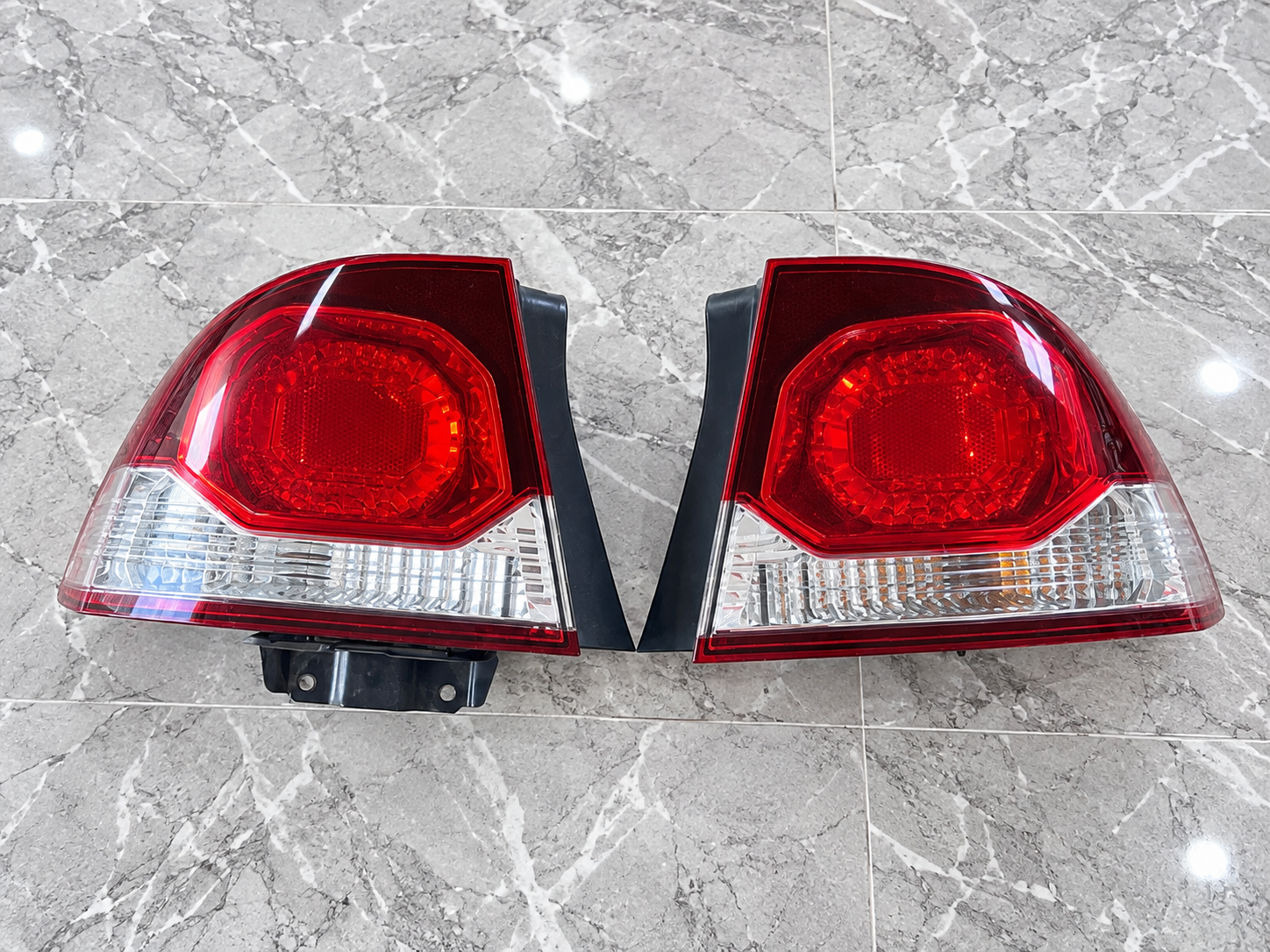 Honda Civic 8th Gen 2006–2012 Tail Lights Pair LH & RH